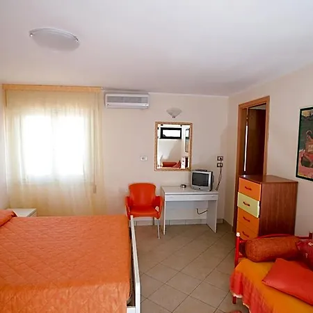 Mare - Valentini Family Village